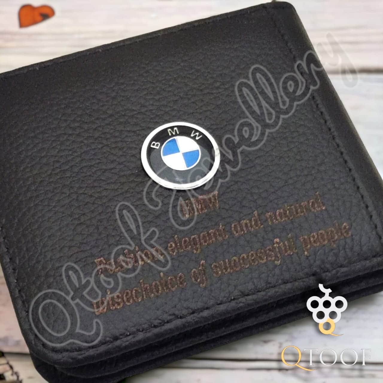 محفظة بلوجو العربيه