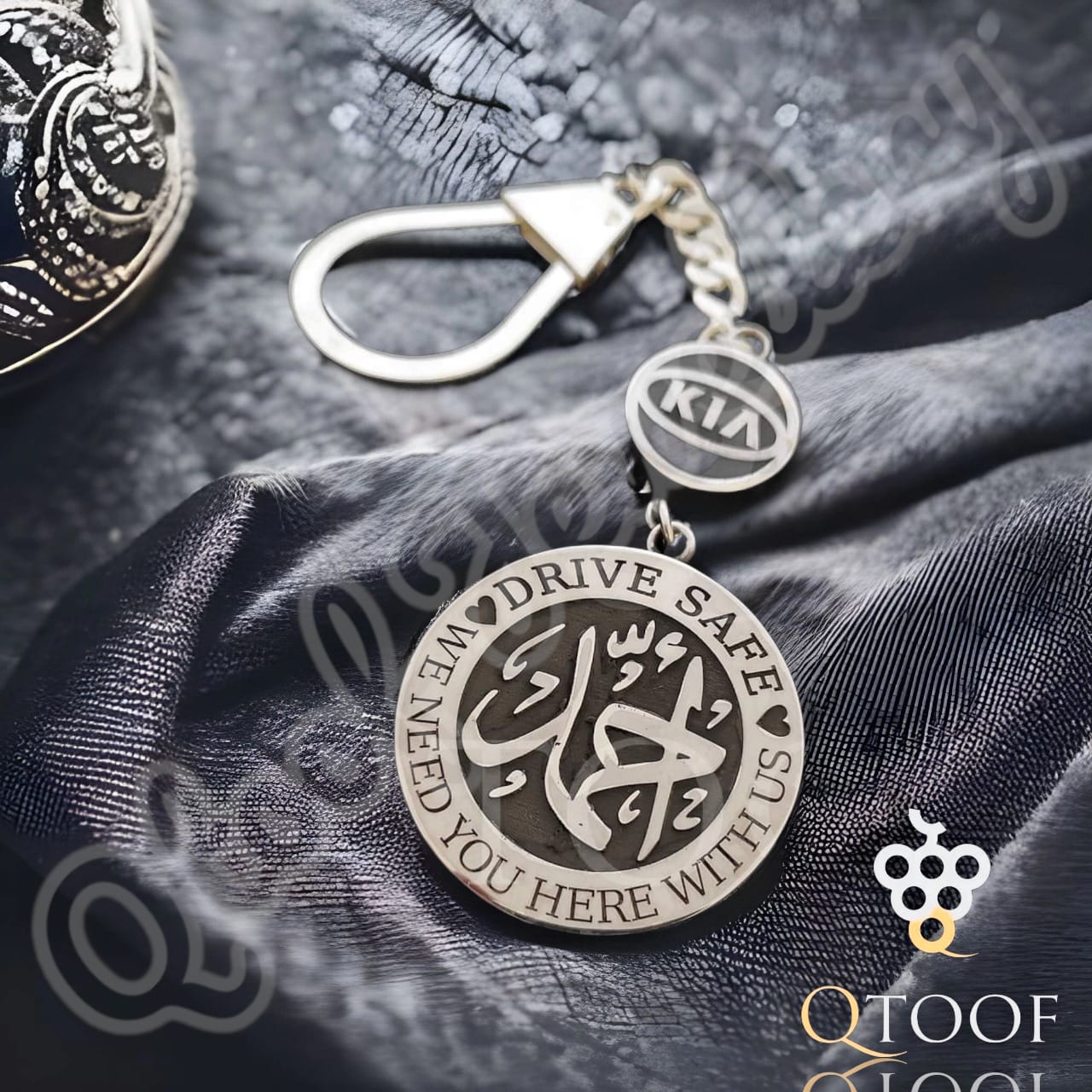 ميدالية قطعتين بلوجو العربيه - فضة سويسري 925, فضي