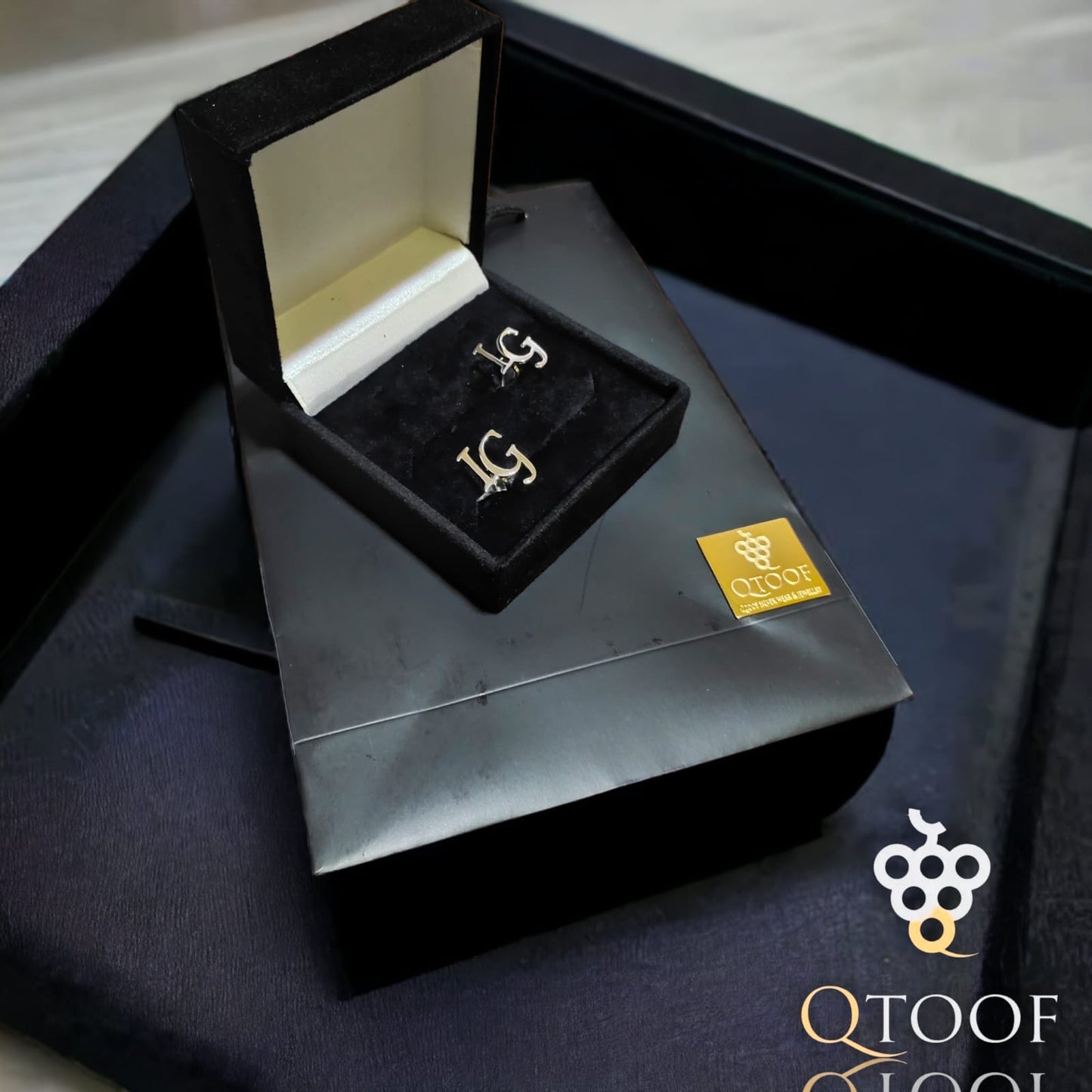 كافلينك ابيض حروف